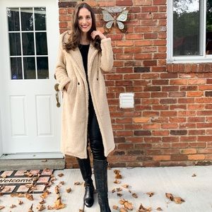 Women's Winter Coats Fuzzy Fleece Long Hooded Jackets Button Down Faux